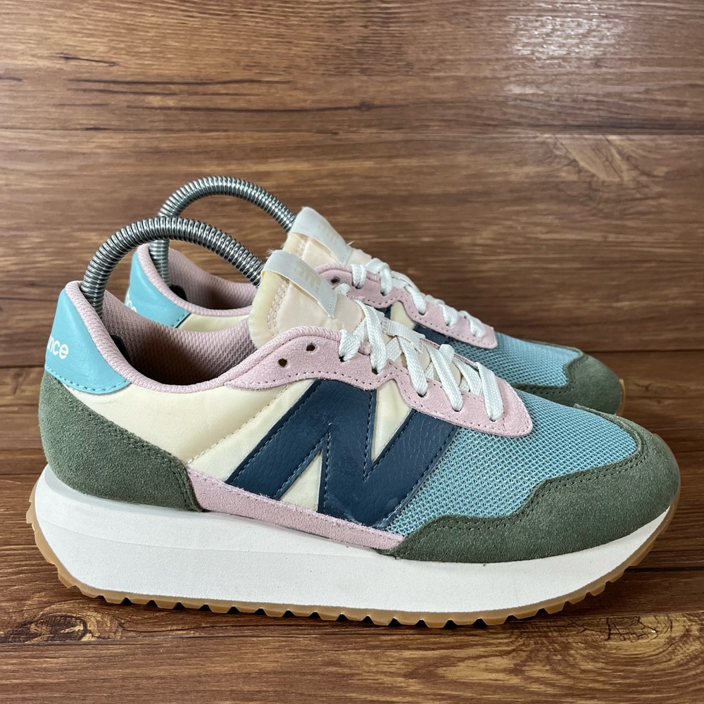 New Balance Women's Pastel Multi-Color Retro Runner Sneakers